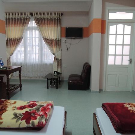 Hong Lan Hotel Dalat Luaran gambar