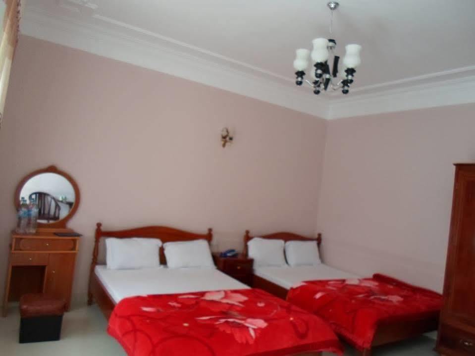 Hong Lan Hotel Dalat Luaran gambar